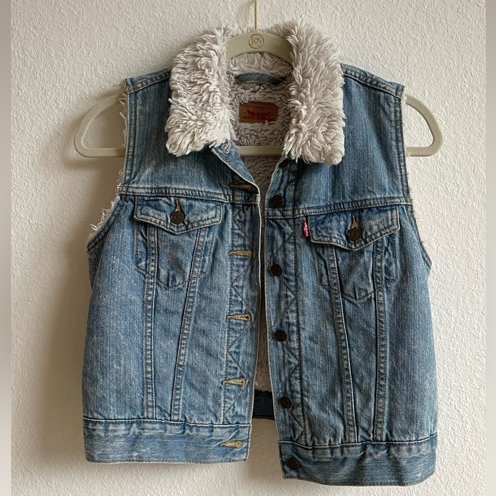 Levi’s denim vest jacket